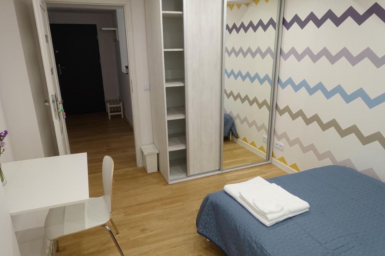 Three Rooms Apartment Krakau Buitenkant foto