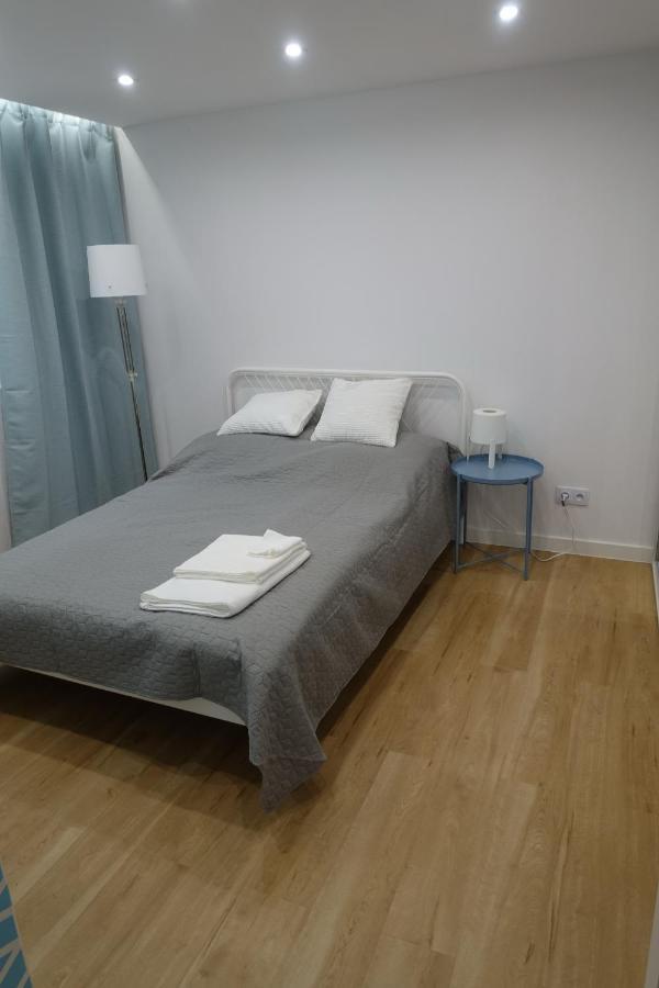 Three Rooms Apartment Krakau Buitenkant foto